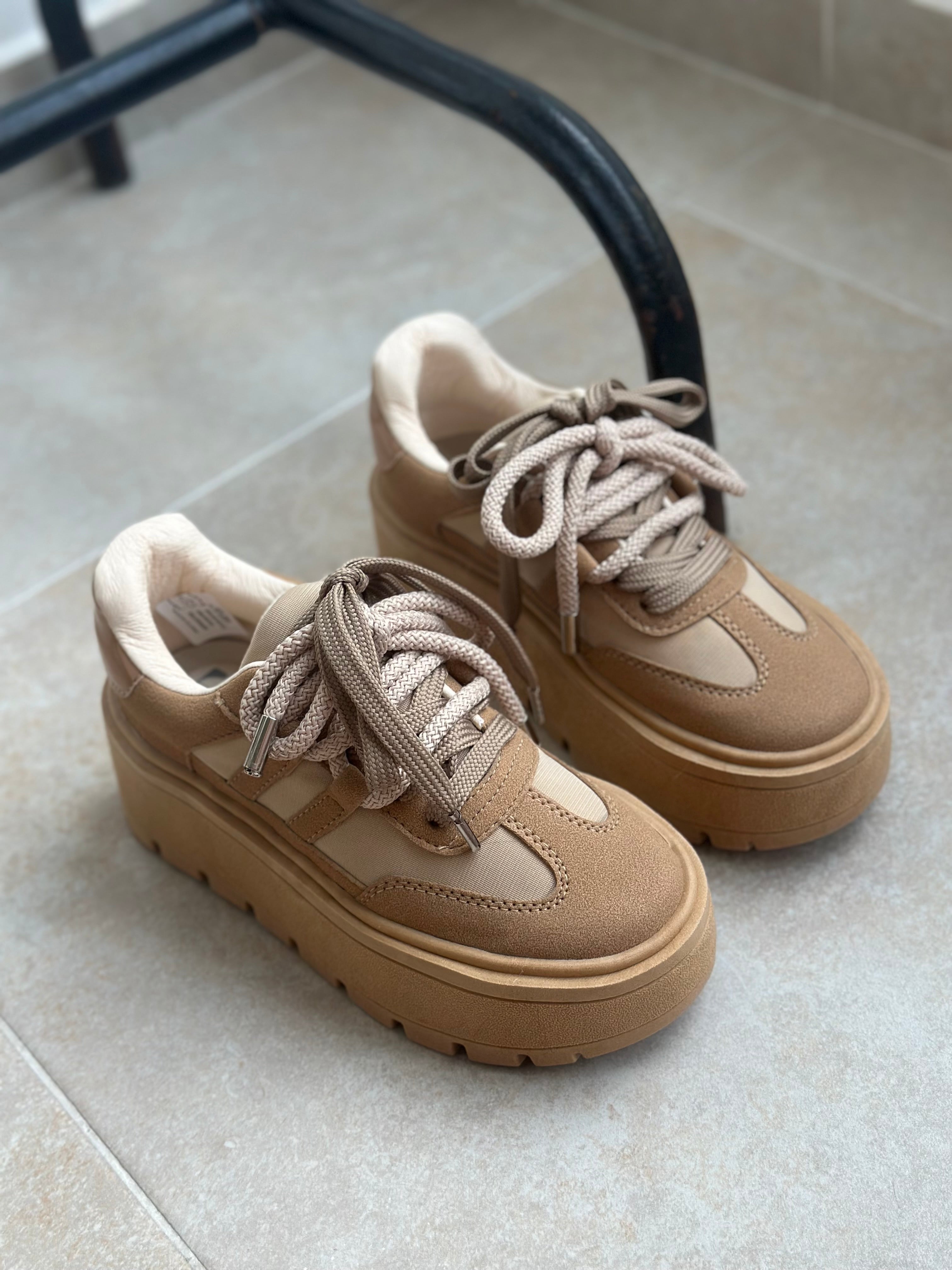MOCCA VELVET EN CUERO