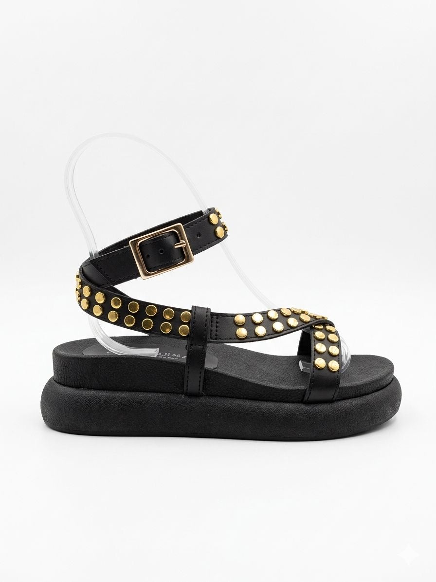 MORA X NEGRO EN CUERO